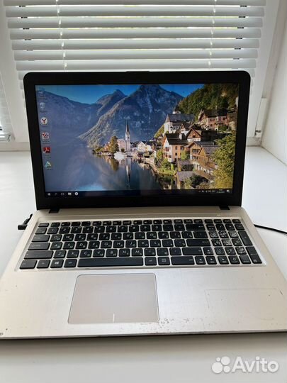 Ноутбук Asus R540S для работы и учёбы