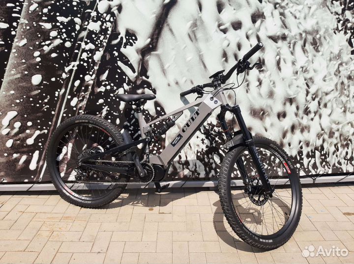 Электровелосипед Cult Vertikal