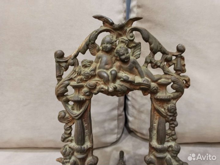 Рамка с путти, ангелами 19 век Бронза, золочение