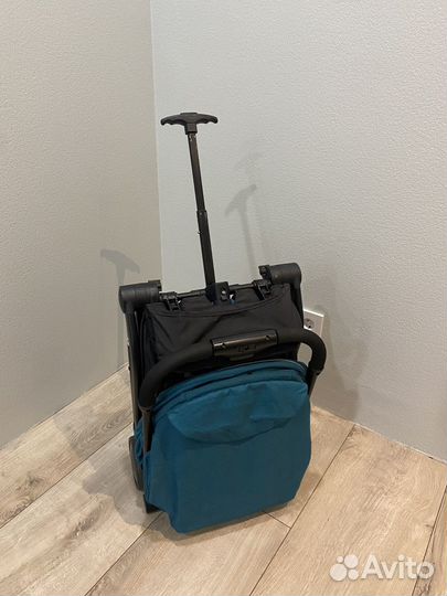 Коляска прогулочная (книжка) mccan M-9 аква