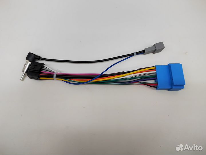 Переходная рамка и разъем Suzuki SX4 S-Cross 2013