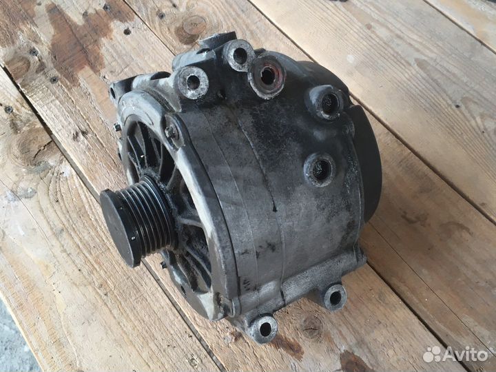 Генератор на mercedes w210 Om611