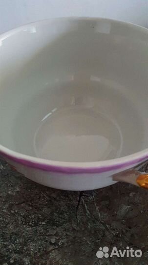 Фарфоровая супница