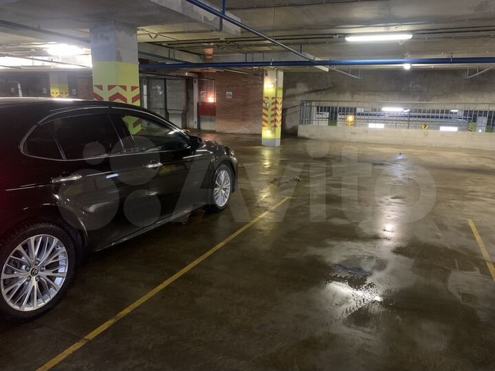 Машиноместо, 18 м²