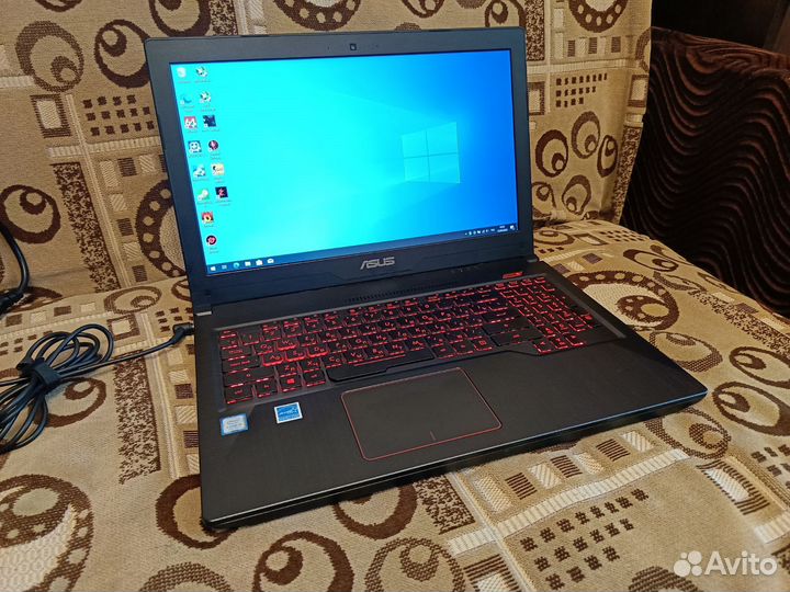 Мощный игровой asus fx503vd (gtx1050/i5/16gb/m2)