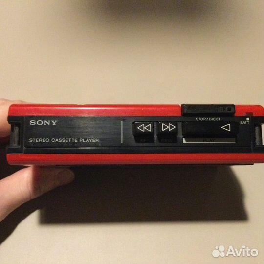 Кассетный плеер Sony Walkman WM-32