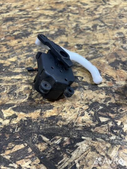 Сервопривод печки Рено Меган 3