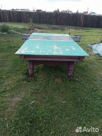 Бильярдный стол