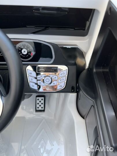 Электромобиль