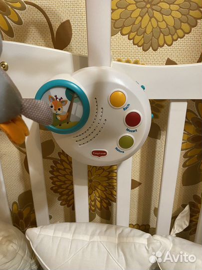 Мобиль на кроватку tiny love