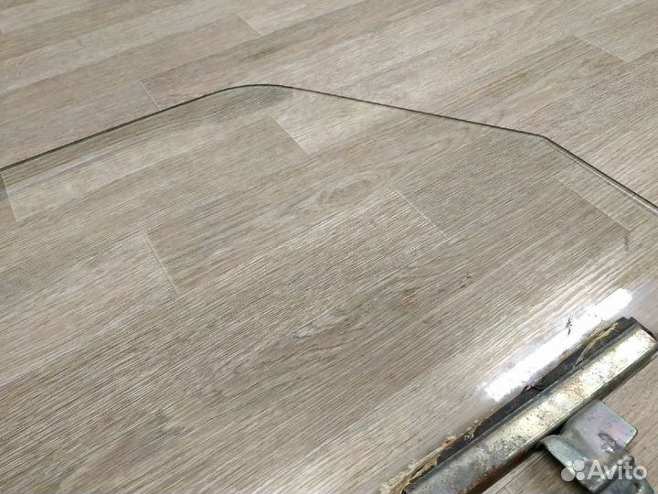 Стекло двери передней правой ваз 2104, 2105, 2107