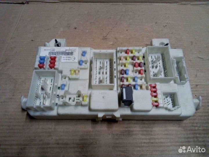 Блок предохранителей Ford Focus 2 1.8 2010