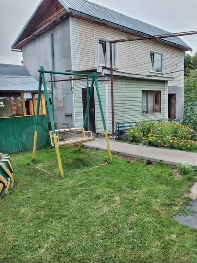 Дом 180 м² на участке 8 сот.