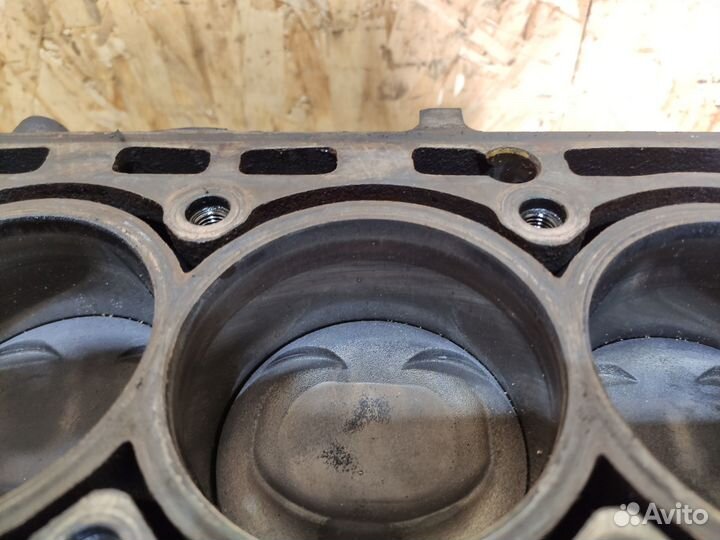 Блок цилиндров Audi A3 8P CAX