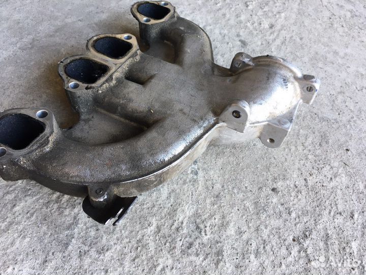 Впускной коллектор Audi A3 8P (3575)