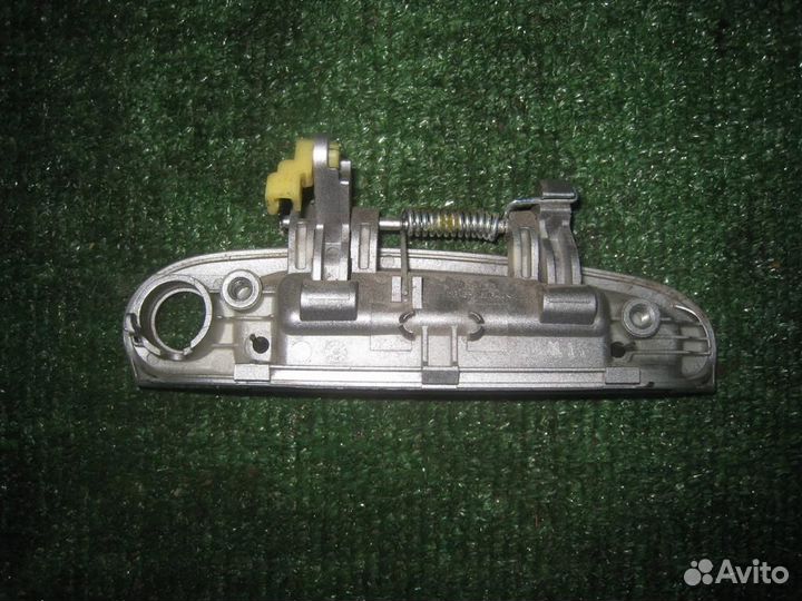 Ручка наружная двери передней левой KIA Picanto