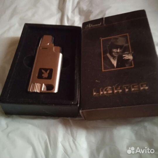 Зажигалка газовая