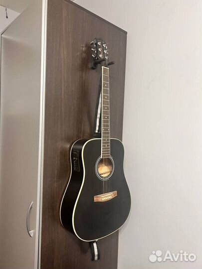 Электроакустическая гитара