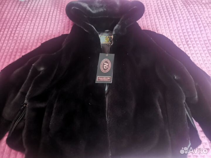 Шуба из экомеха женская