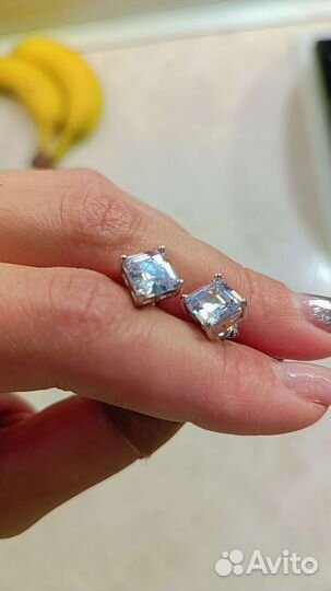 Новые серьги