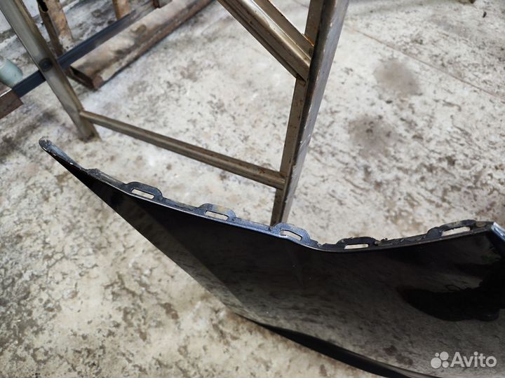 Передний бампер Subaru Outback BR B14