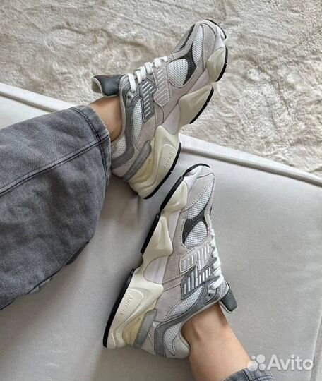 Кроссовки NEW balance 9060