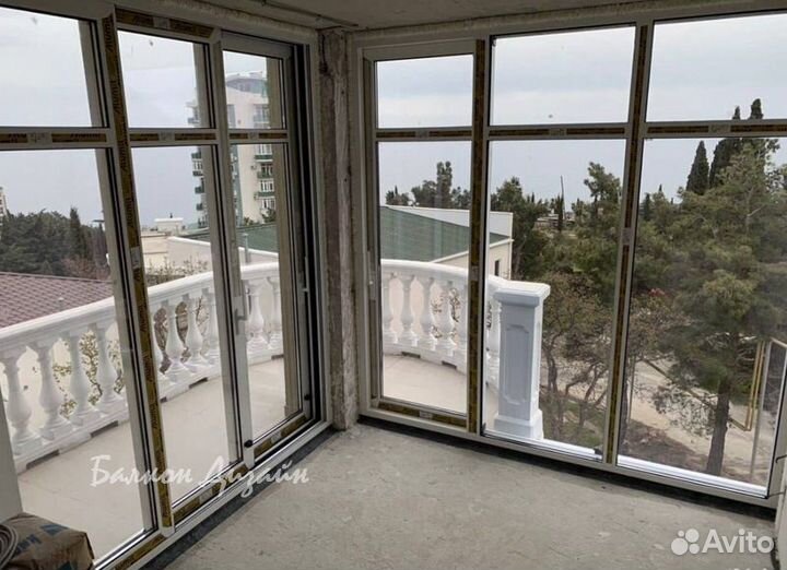 Алюминиевые портальные двери