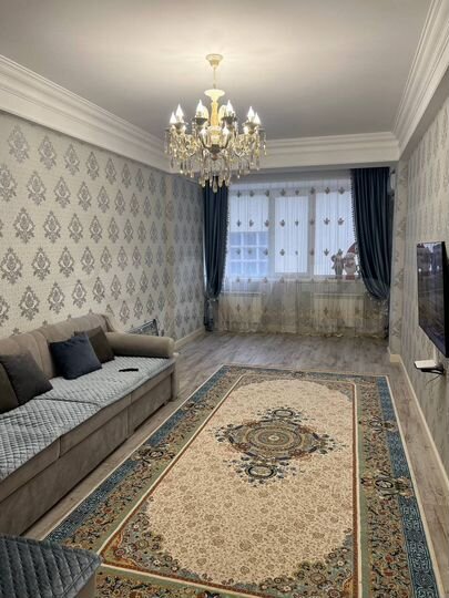 2-к. квартира, 81 м², 9/10 эт.