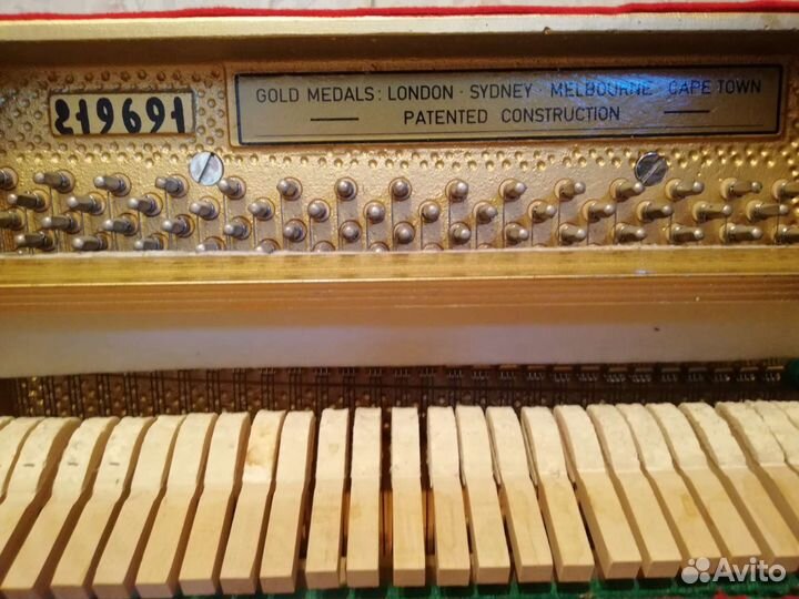 Пианино weinbach