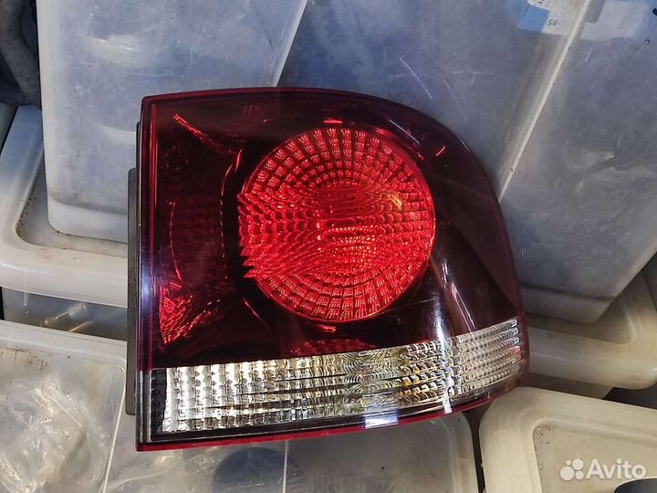 Фонарь задний на крыло правый VW Туарег GP