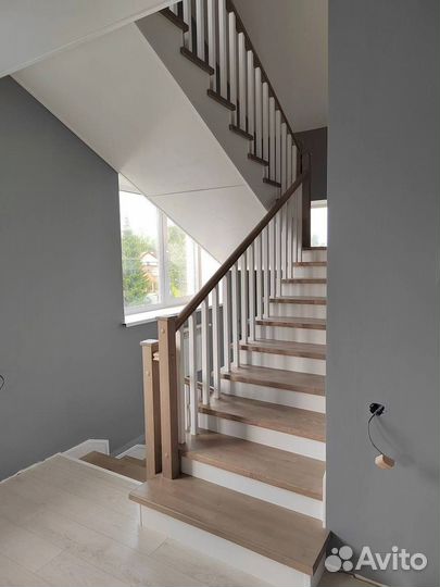 Металлокаркас лестницы