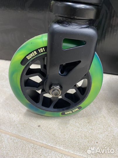 Самокат трюковой Duker 101