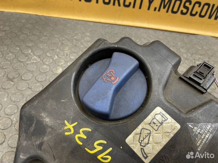 Бачок расширительный Volkswagen Touareg 7L BHK 3.6