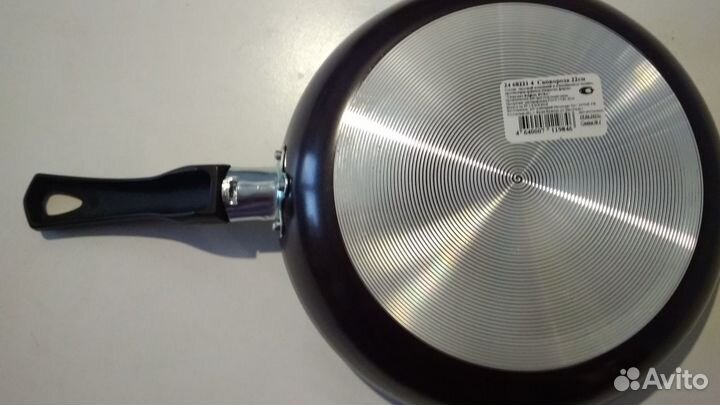 Сковорода новая 24 см