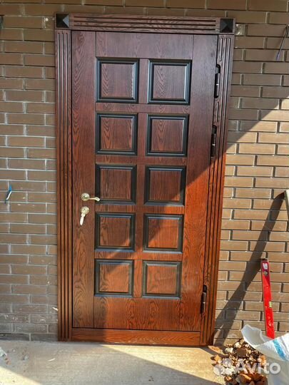 Дверь входная металлическая с терморазрывом