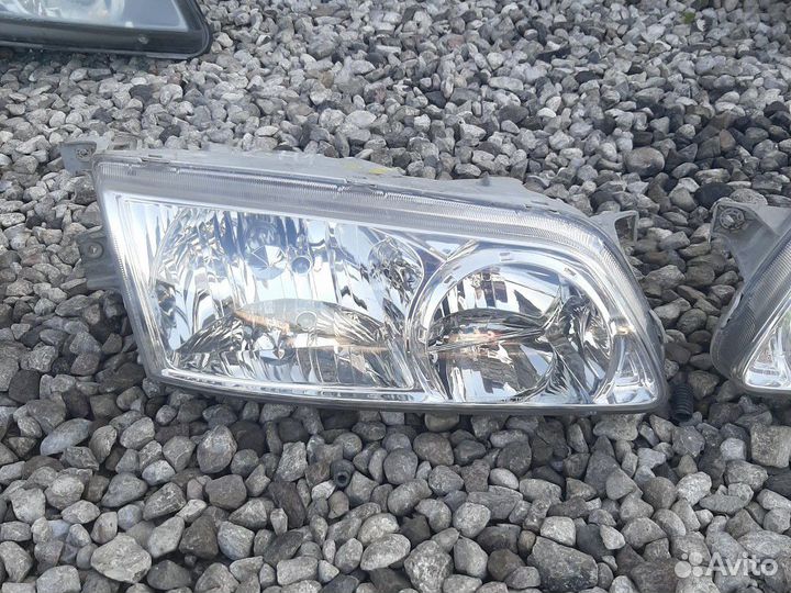 Фара Хендай Н1 Старекс 1997-2004 год