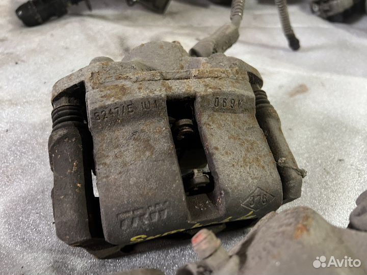 Тормозной суппорт Renault Symbol