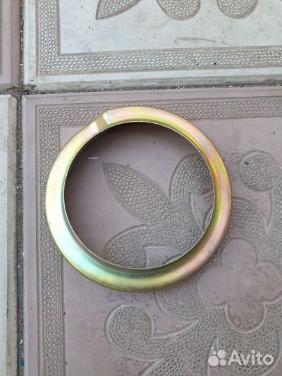 Чашка пружины