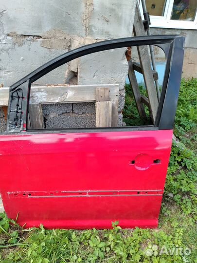 Дверь передняя левая