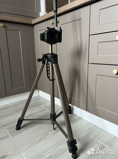 Штатив для фотоаппарата профессиональный
