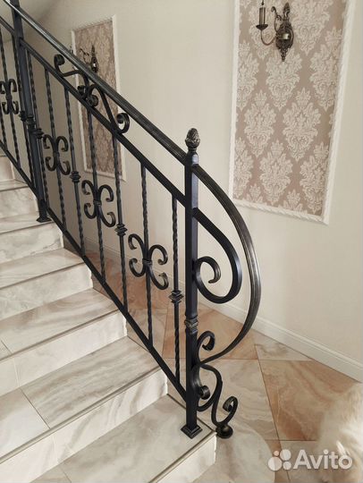 Кованые межэтажная лестницы