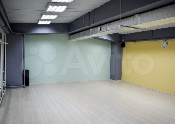 Спортивный зал, офис, 80 м²