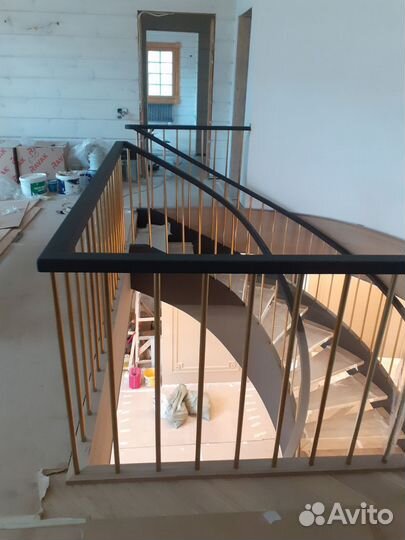 Изготовление деревянных поручней