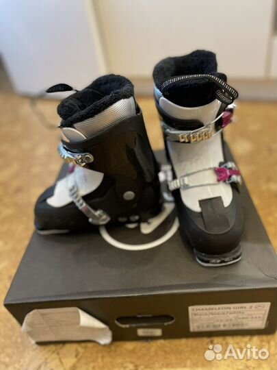 Раздвижные детские горнолыжные ботинки roxa