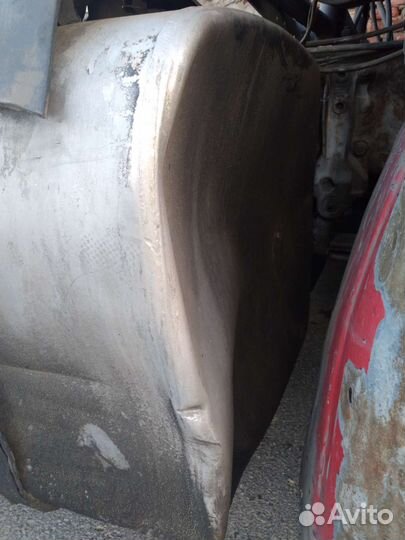 Бак алюминиевый на Вольво с креплениями