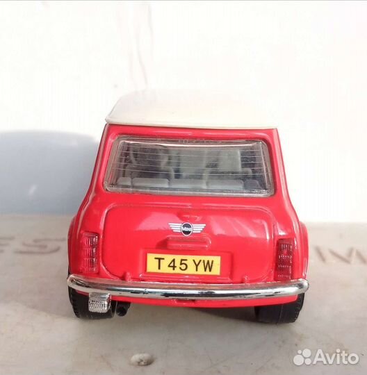Модель автом. mini cooper