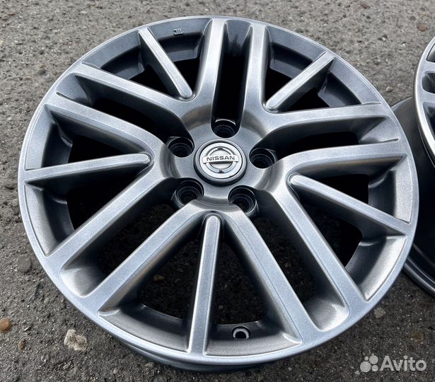 Оригинальные диски Nissan r17 5x114,3