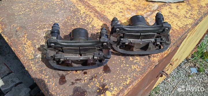 Суппорта Тойота Естима Превия 90-99г.в