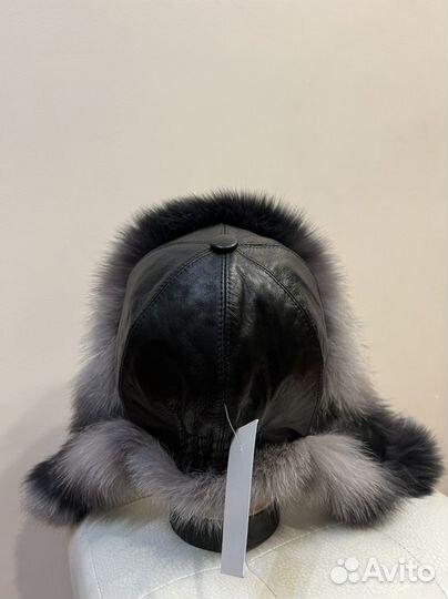 Шапка зимняя меховая женская(новая)