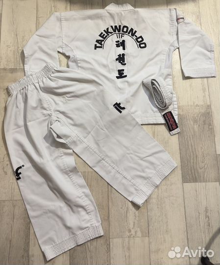 Кимоно форма для тхэквондо maxpro 120